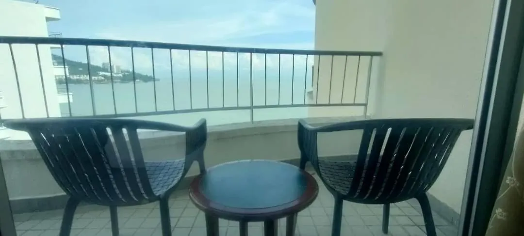 Jazz Rainbow Paradise Beachfront Peanag Tanjung Bungah  Apartment
