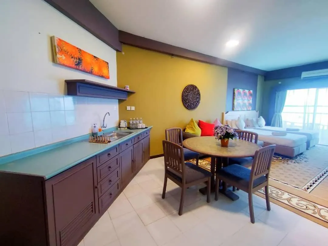 Jazz Rainbow Paradise Beachfront Peanag Tanjung Bungah  Apartment Tanjung Bungah (Penang)
