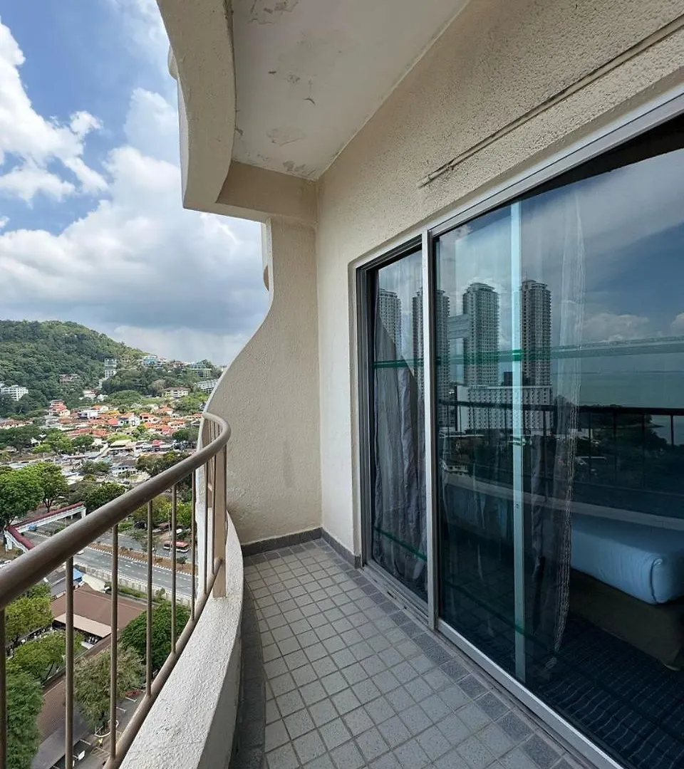 Apartment Jazz Rainbow Paradise Beachfront Peanag Tanjung Bungah  Malaysia