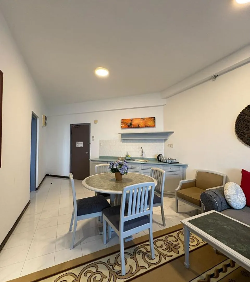 Appartement Jazz Rainbow Paradise Beachfront Peanag Tanjung Bungah